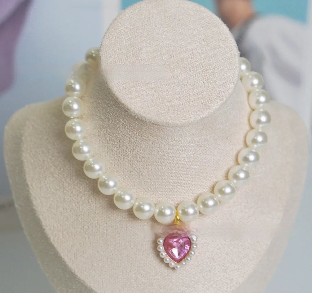 Decorative plastic alloy resin cat collar with love gem charm in multiple colour options.