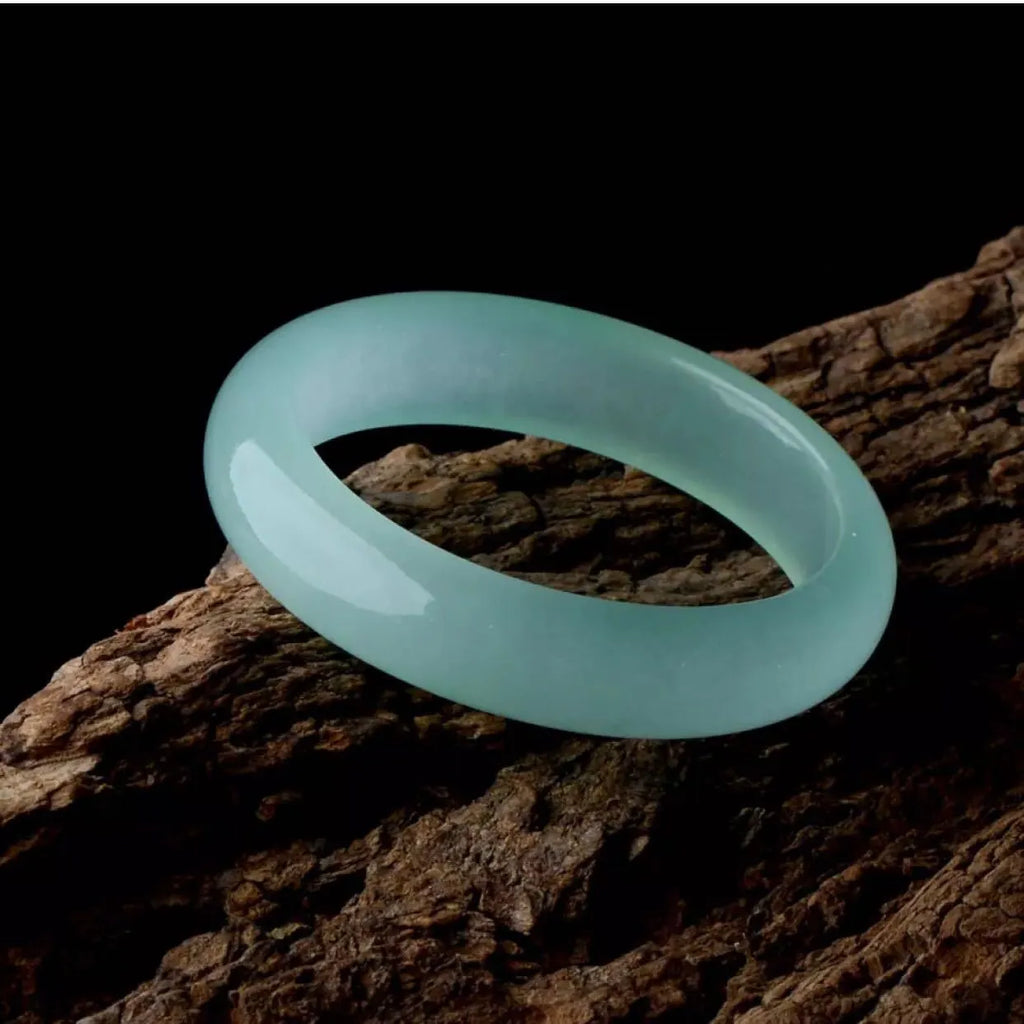 Quartz rock jade bracelet for women in modern simplicity style, blue or green colour options