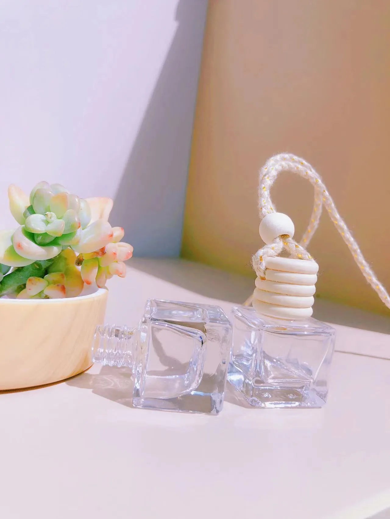 Car perfume pendant fragrance with glass bottle in cylinder, diamond, flat drum and square shape options