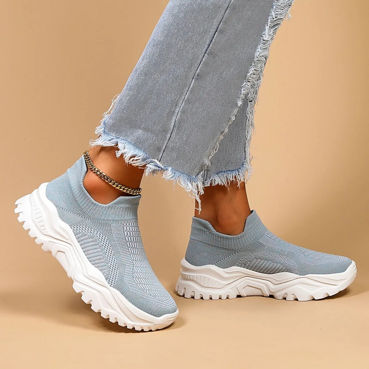 Light blue women's mesh slip-on casual sports shoes with round toe and mid heel