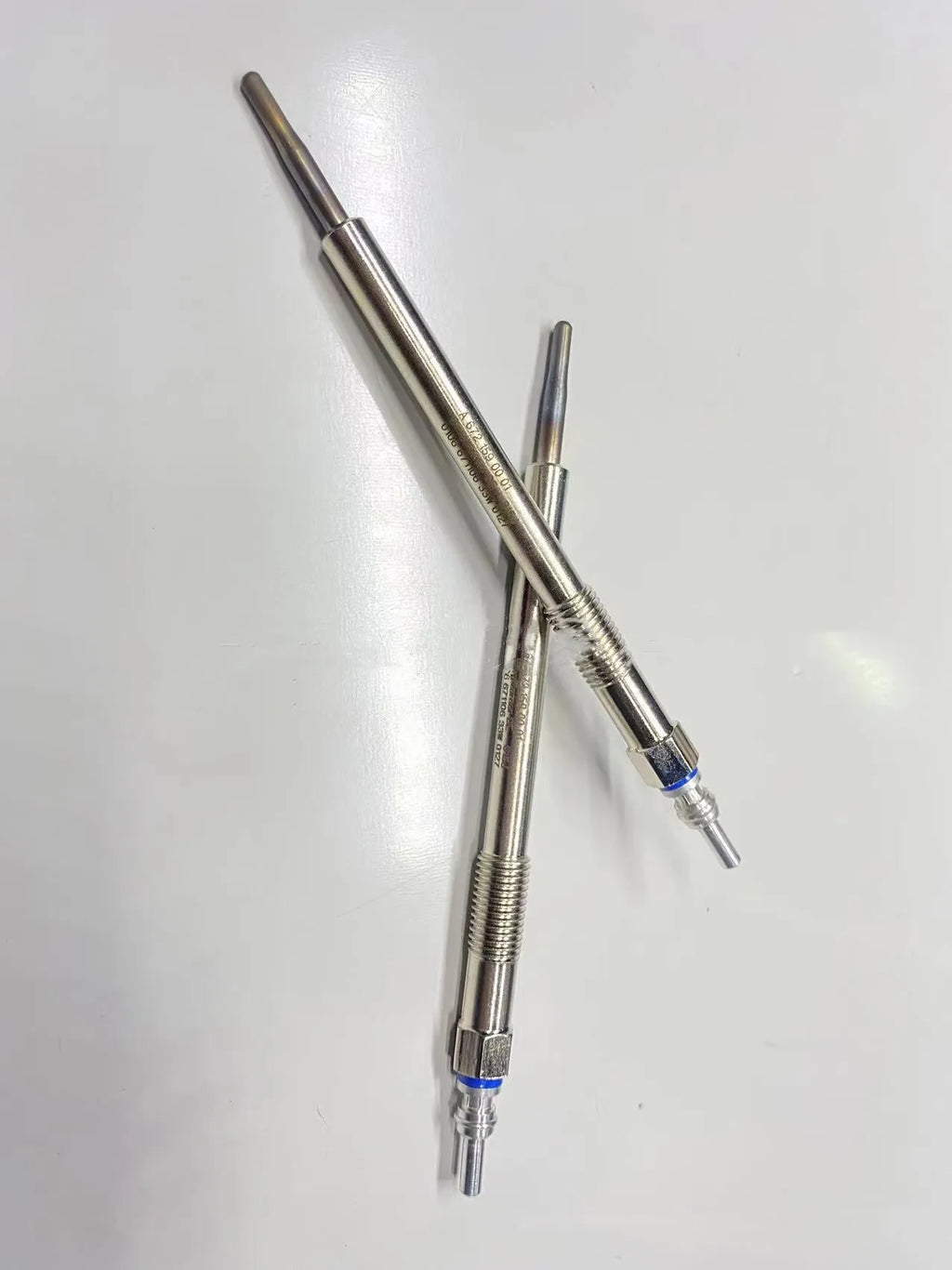 Shuanglong motorcycle preheating plug accessory with 1mm cylinder diameter