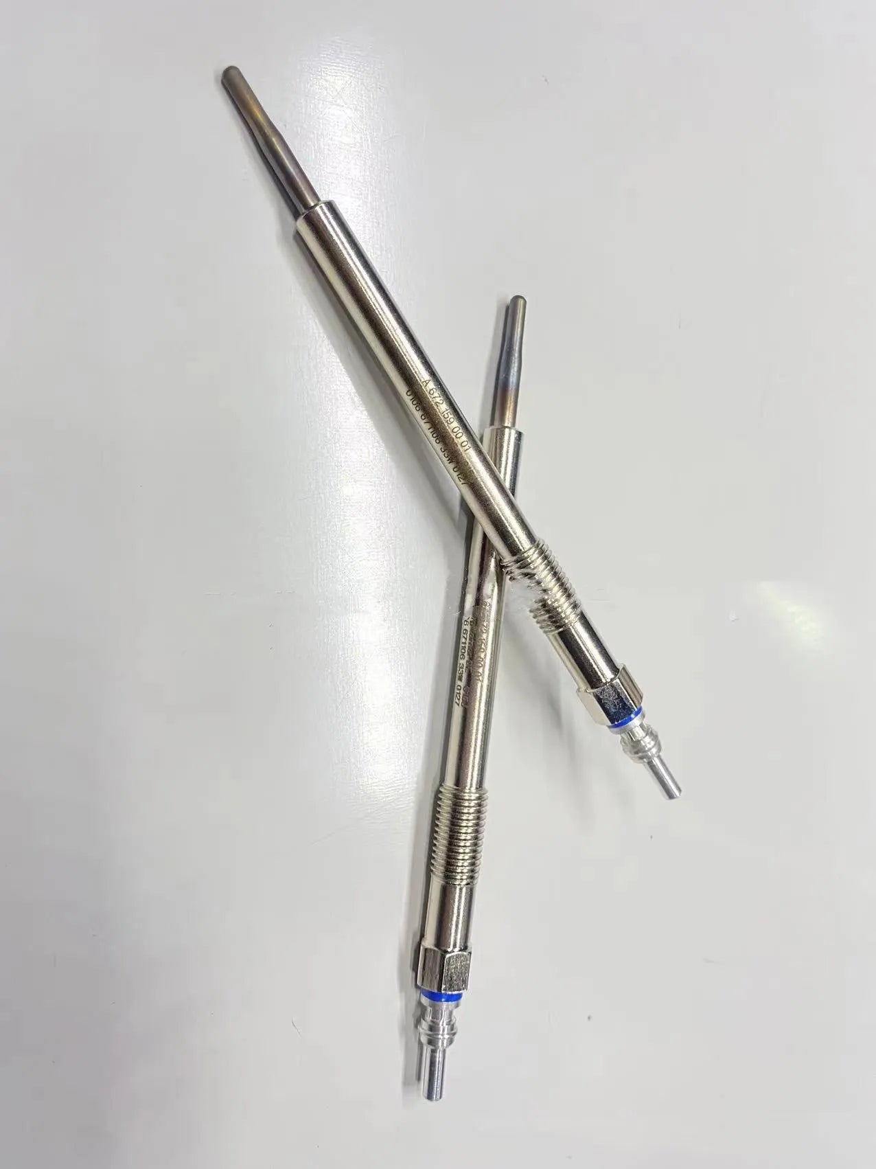 Shuanglong motorcycle preheating plug accessory with 1mm cylinder diameter