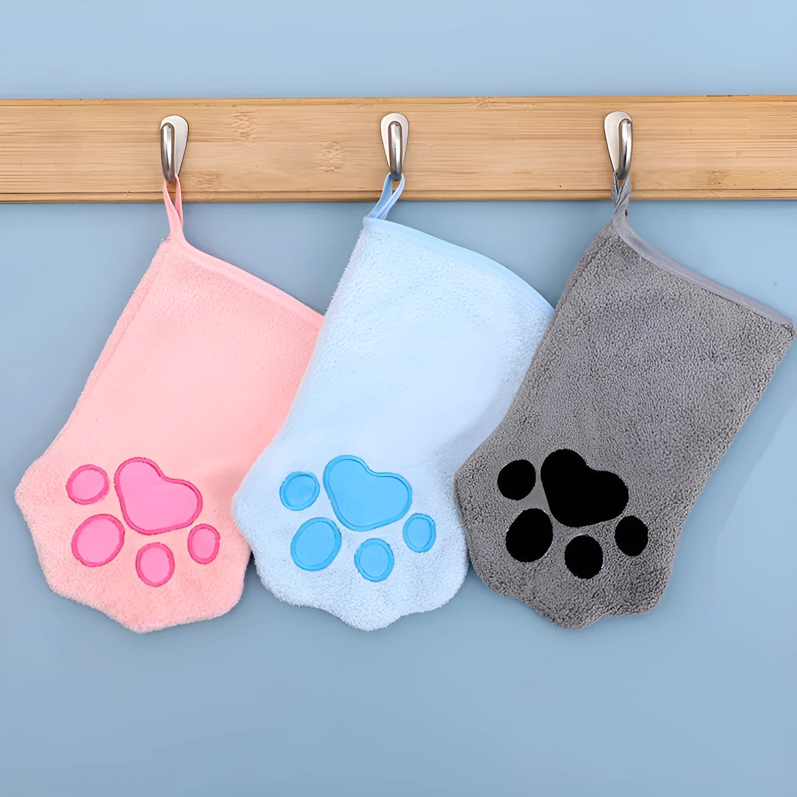 Glove Dog quick-drying absorbent pet towel in coral fleece, 15x22cm, available in pink, sky blue, and gray