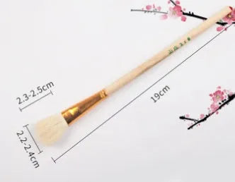 Wool painting brush with soft head for ceramic tracing and watercolour or oil painting