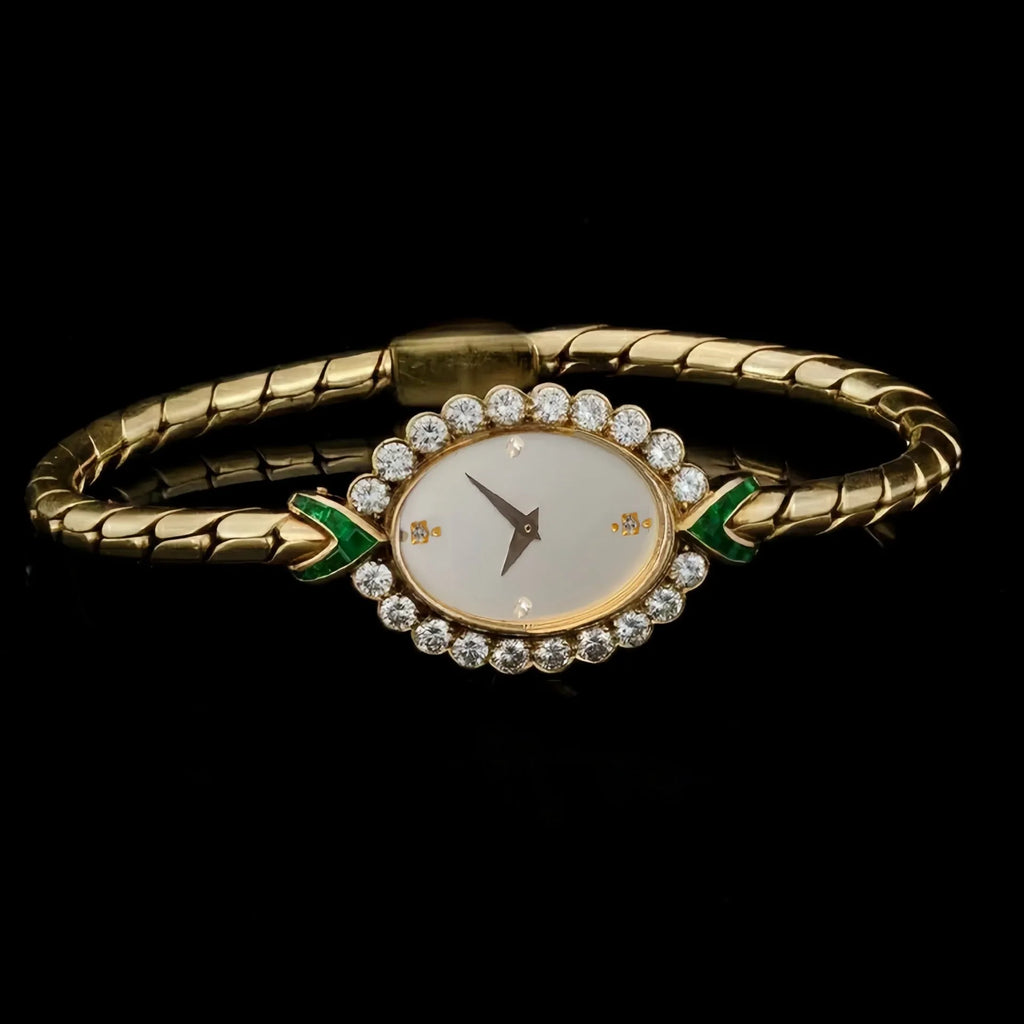Small European-style gold women's watch with rhinestone inlay, 316L stainless steel case, and synthetic sapphire dial mirror on adjustable strap