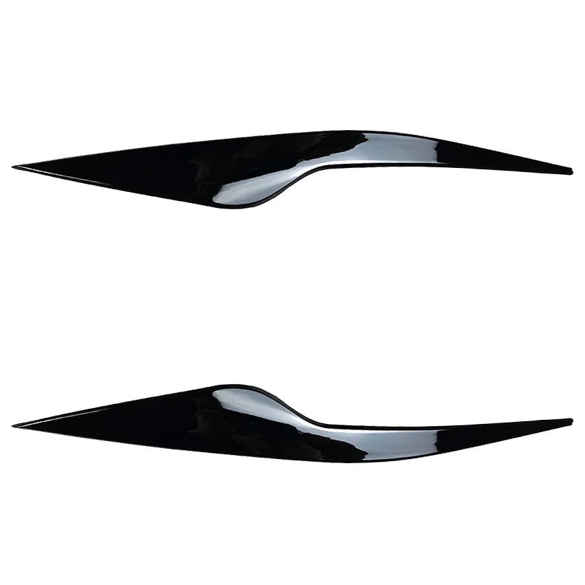 Ford Focus headlight eyebrow stickers in carbon fibre pattern and piano black ABS plastic