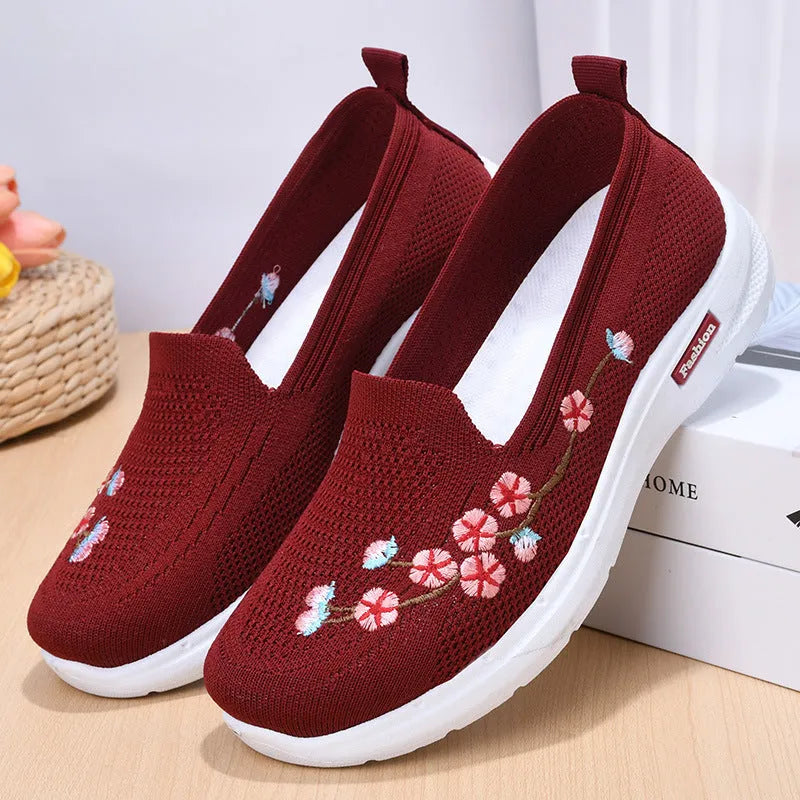 Women's embroidered floral pumps with breathable woven upper and anti-slip sole