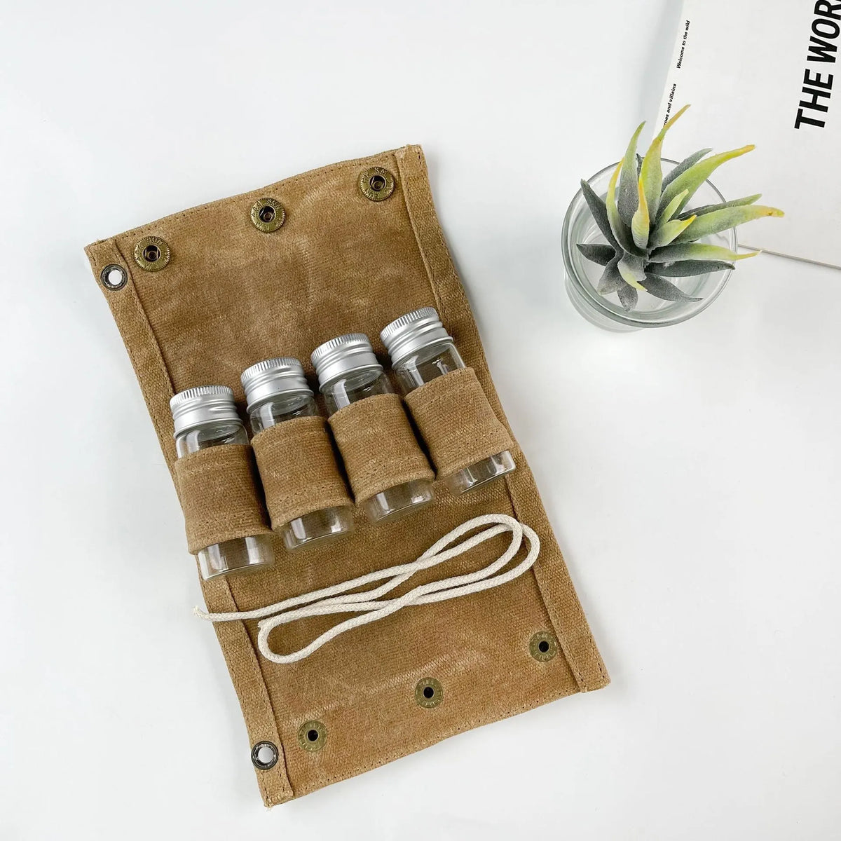 Outdoor picnic plastic cutlery set with napkin and canned canvas spice storage kit in army green or khaki, square under 300 ml, with canvas bag