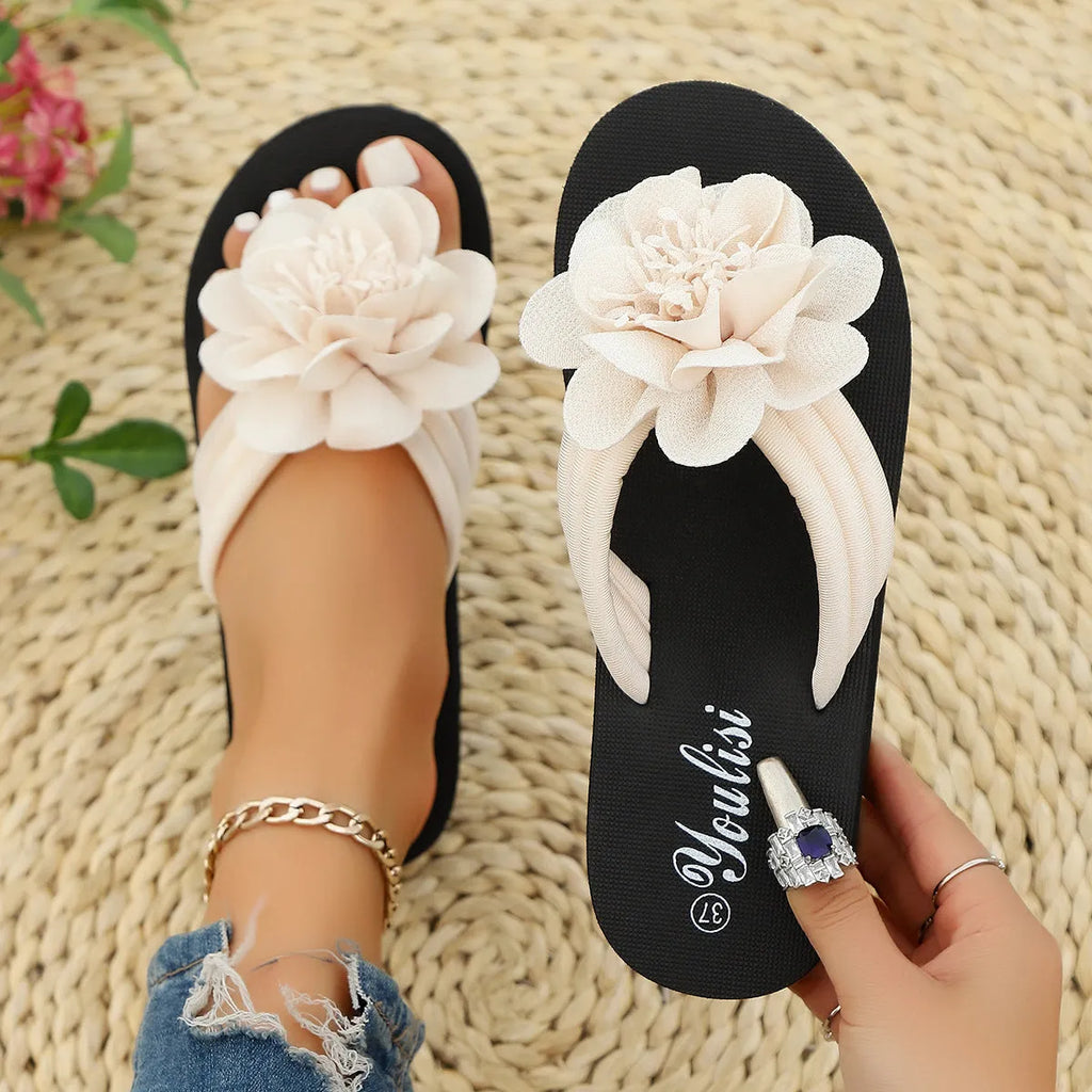Floral pattern flip-flop beach shoes with EVA sole in beige, red, black or green colours