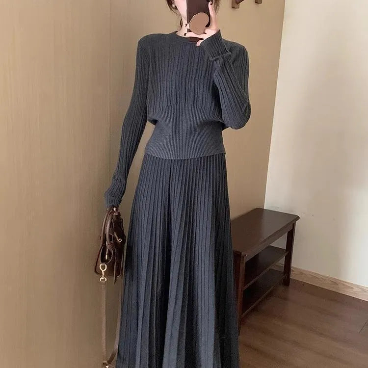 Artistic retro knitted dress suit with 3D pattern and collage stitching in dark grey colour