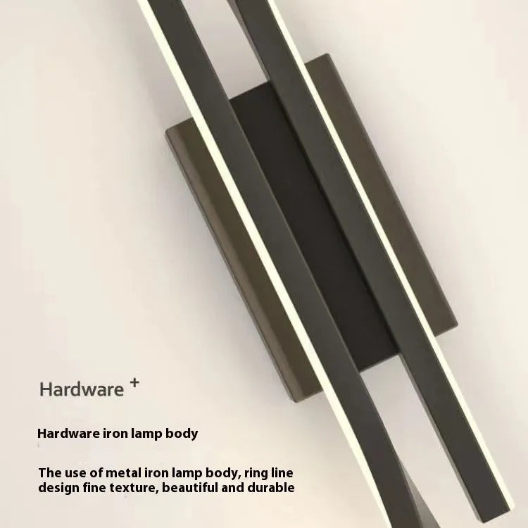 Nordic style 42cm wall lamp in black finish with three-colour adjustable lighting