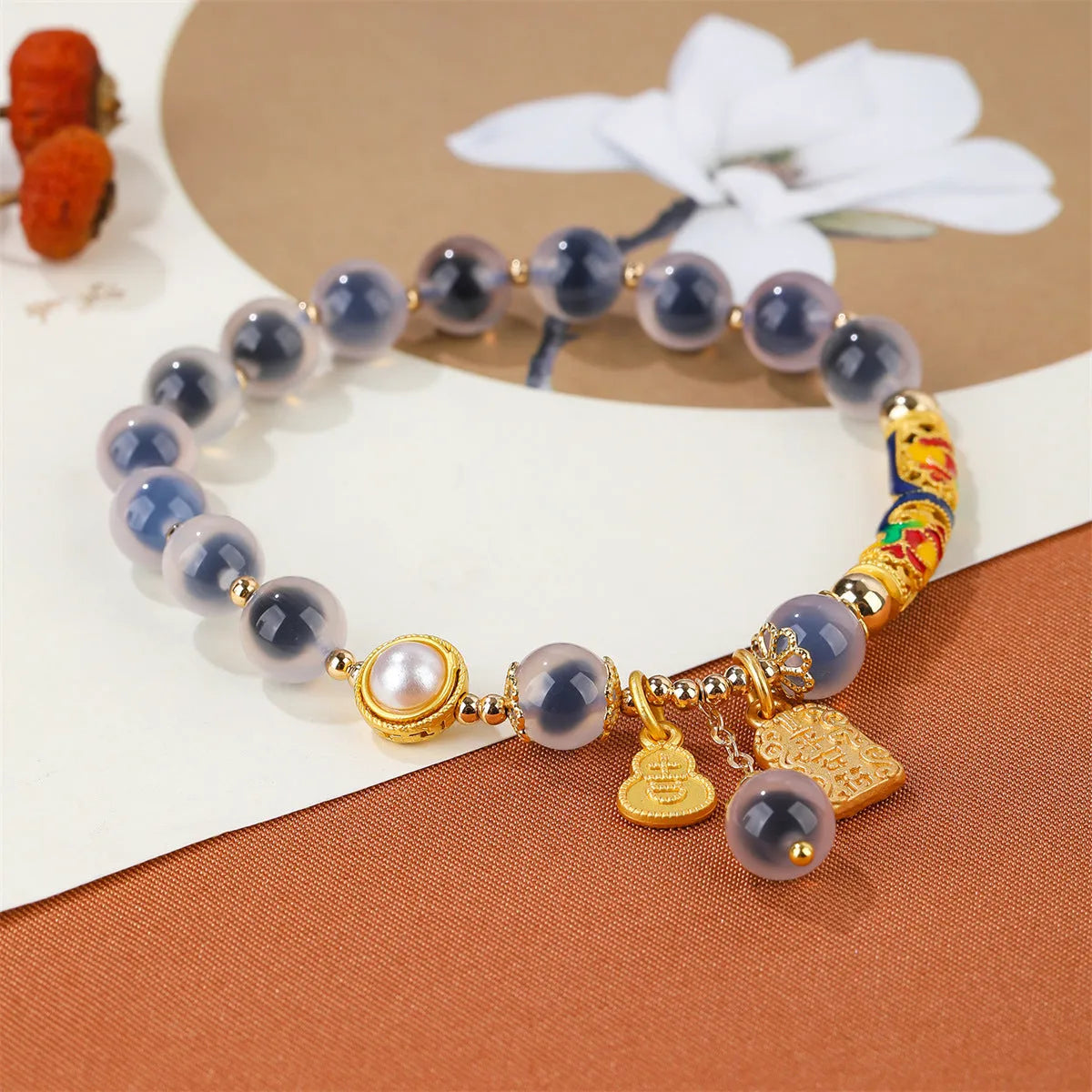 Handcrafted sugar heart agate bracelet with manual DIY processing in retro minority style.