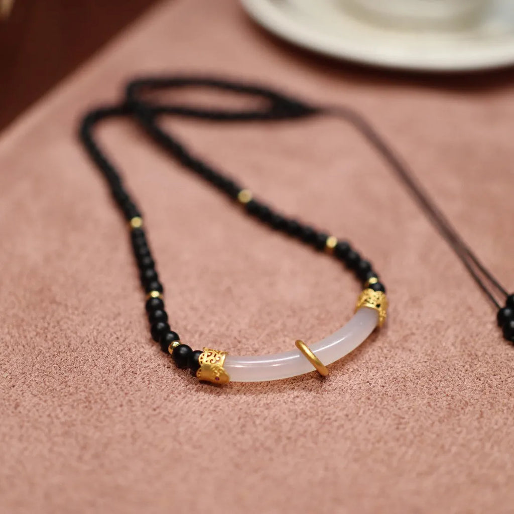 Natural frosted black agate and white chalcedony necklace with 925 silver U-shaped pendant