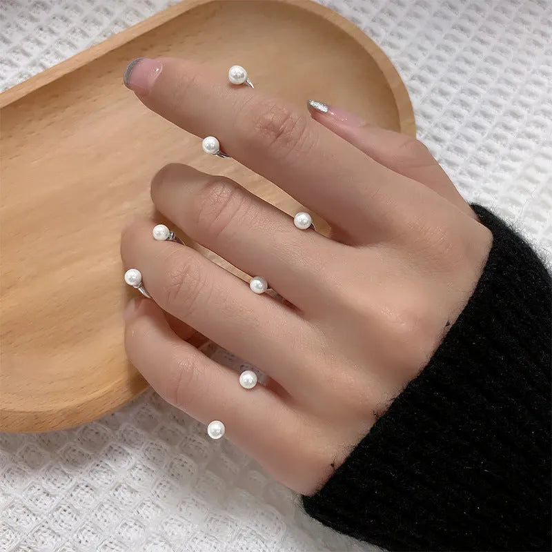 Smile Pearl Adjustable U-shaped Knuckle Tail Ring in white gold colour with pearl inlay on copper base