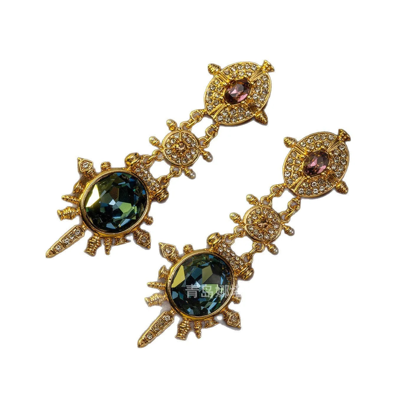 Gold retro geometric stud earrings with round shape and court style design