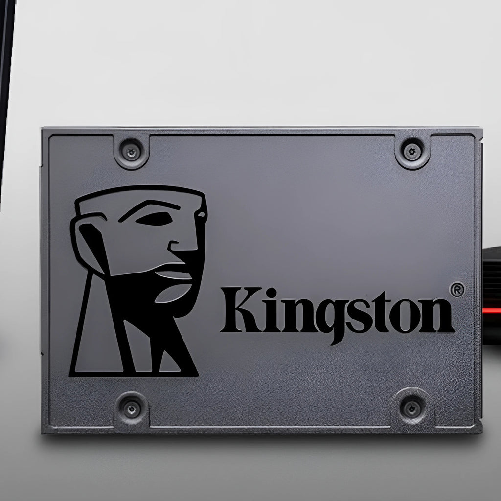 2.5 inch SATA3 solid state drive with MLC flash memory, 7 mm thickness, 120GB capacity.