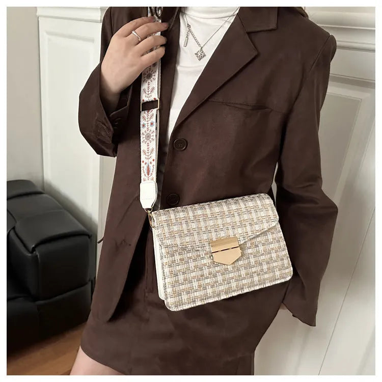 PU leather single shoulder bag horizontal square 23x16cm colour block grid pattern chain black