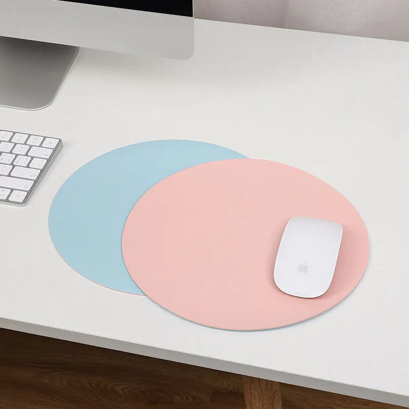 20cm round double-sided mouse pad with waterproof leather surface and anti-slip backing