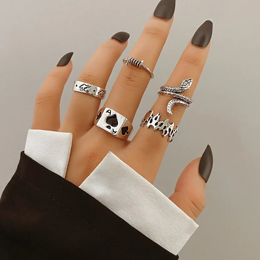 Butterfly and snake alloy ring set for women with retro geometric styling and multiple style options