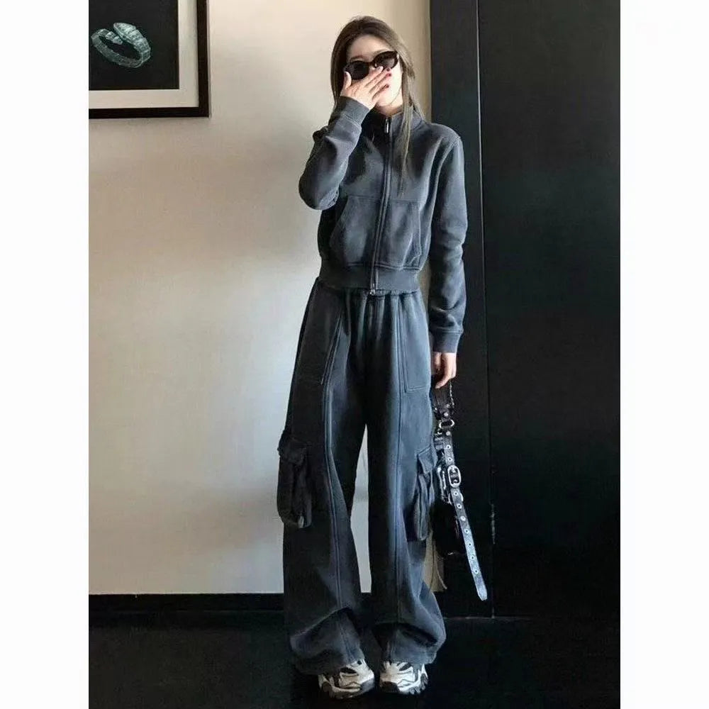 Women's American Retro two-piece sportswear suit in dark gray or brown polyester with splicing detail