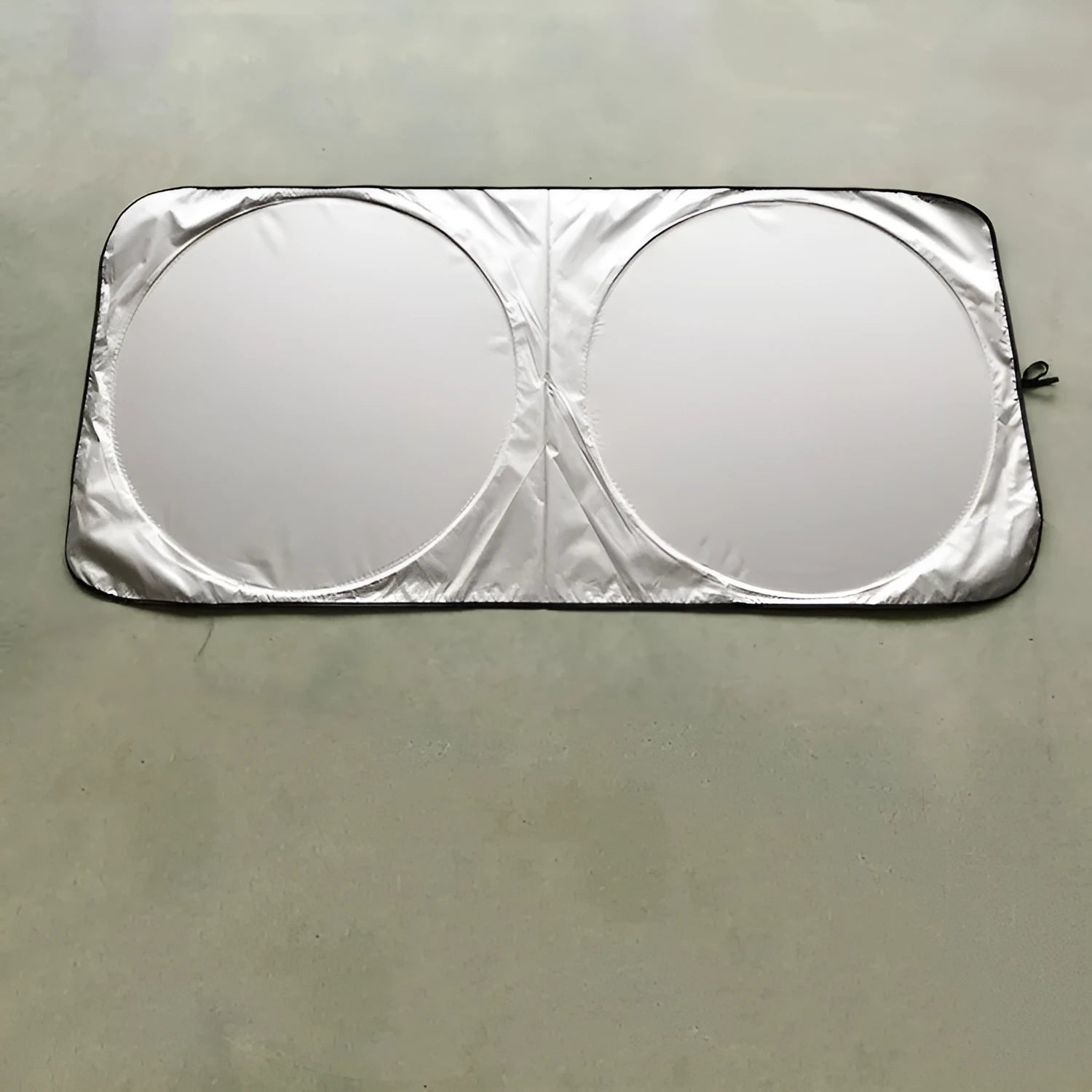 Silver tape car sunshade unfolded showing 190x90cm dimensions with cloth storage bag