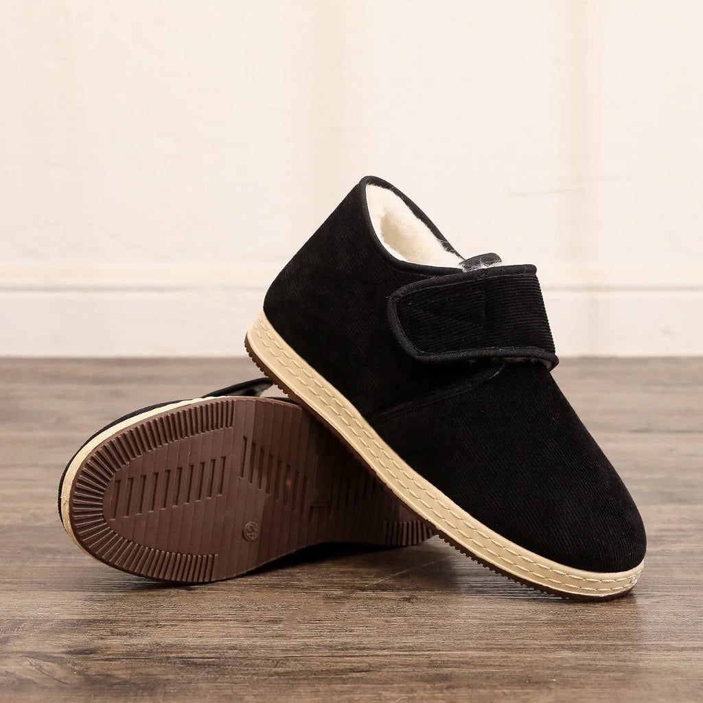 Black soft soled velvet thick cotton shoes with cotton cloth upper, buckle fastening, and rubber sole, sizes 38 to 45