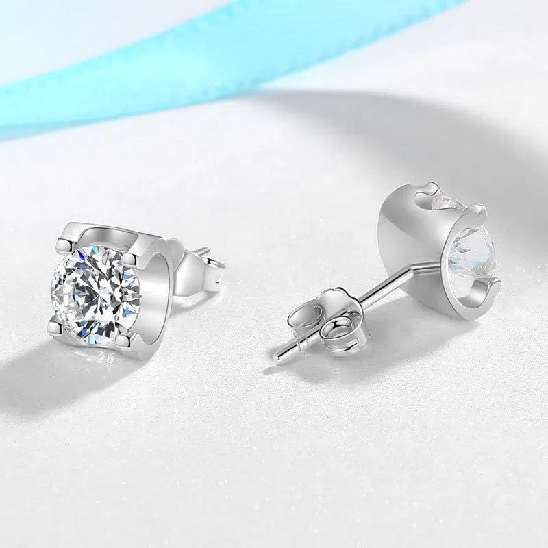 Bullhead artificial diamond women's stud earrings in platinum colour with geometric water-flow design