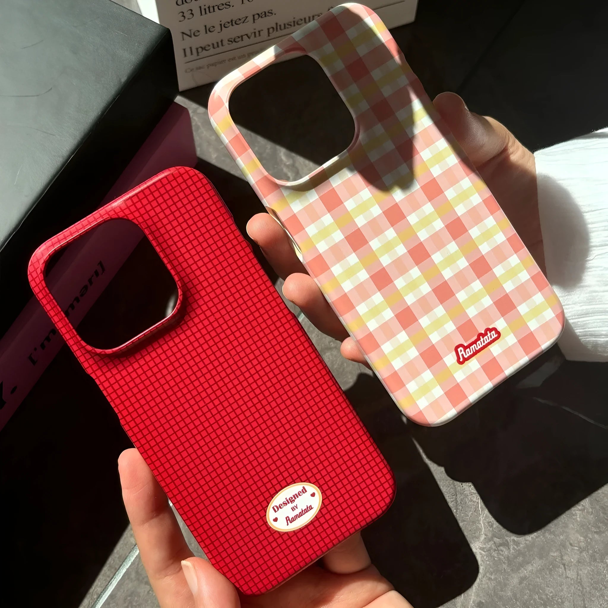 Original plain plaid iPhone 15 Pro Max phone case with anti-fingerprint surface