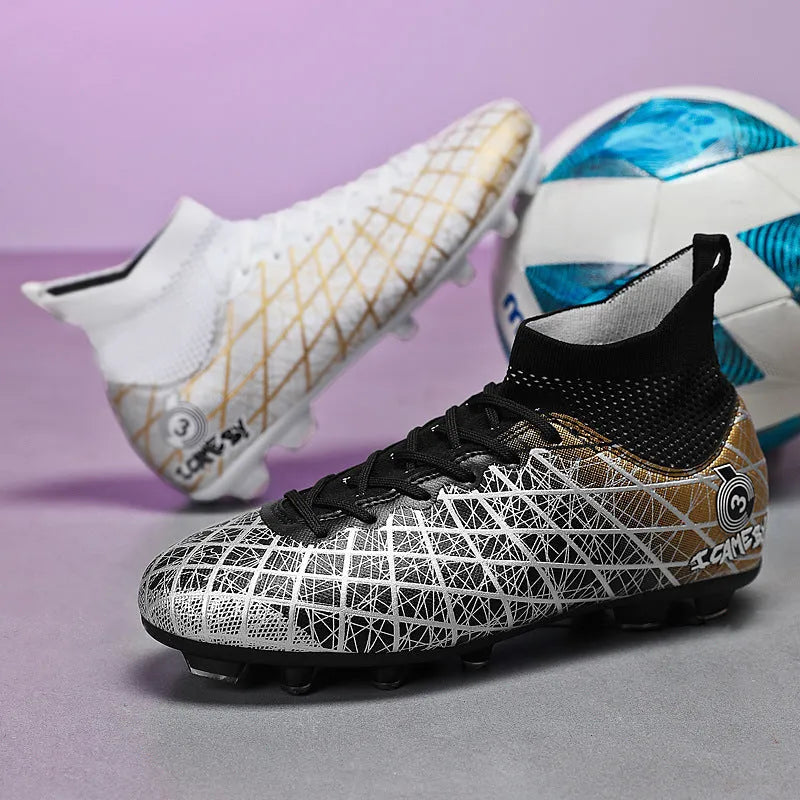 Soccer shoes with long and short spikes, rubber sole, high-top design, in black colour