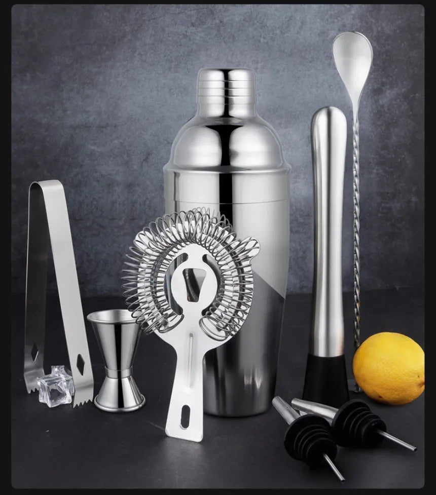 23-piece stainless steel cocktail set with European style bartender tools