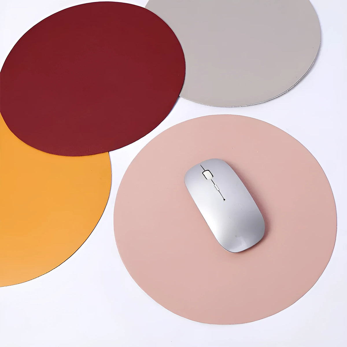 20cm round double-sided mouse pad with waterproof leather surface and anti-slip backing