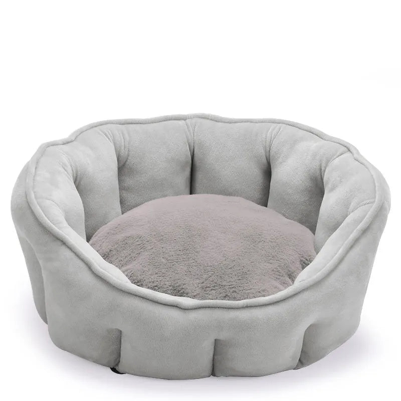 Grey plush cat kennel mat house with thickened sides, measuring 46cm square