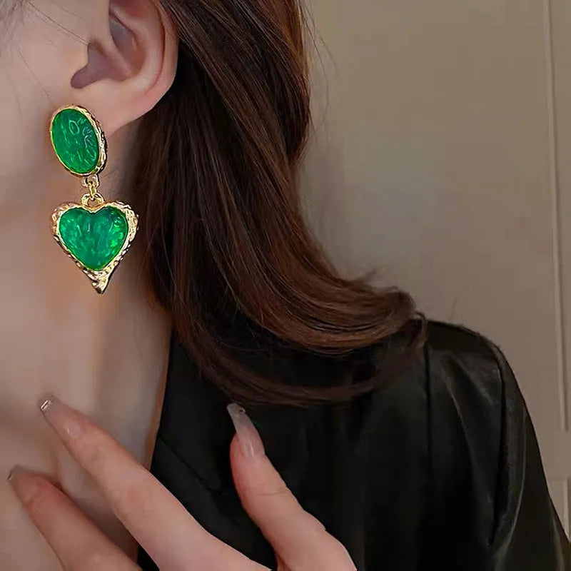Silver needle pleated oval love heart stud earrings in purple, red, green, yellow/white colour options