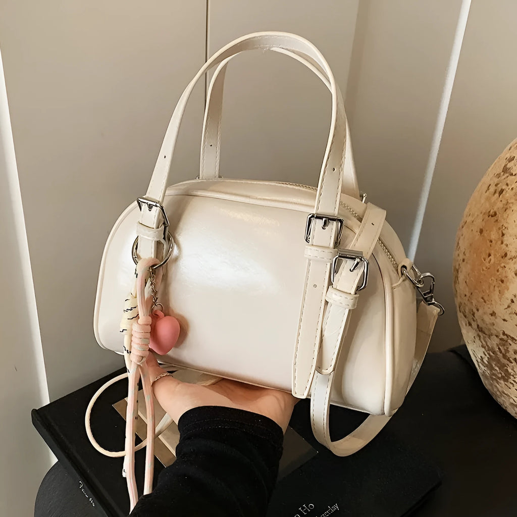Korean-style women's shell shoulder bag in square shape with optional pendant attachment