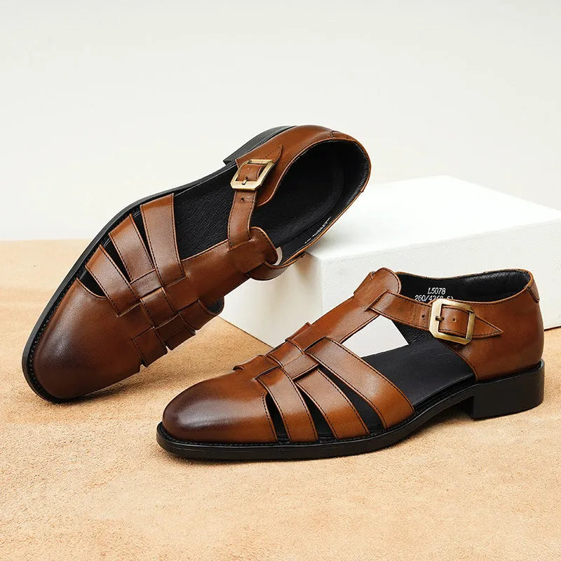 Men's black leather sandals with cowhide upper and rubber sole.