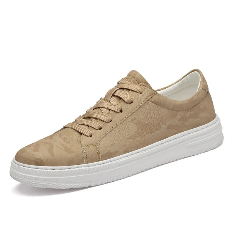 White, black, or beige low-top casual sneakers with hidden platform sole, microfiber upper, front laces, and 6 cm or 8 cm height increase.