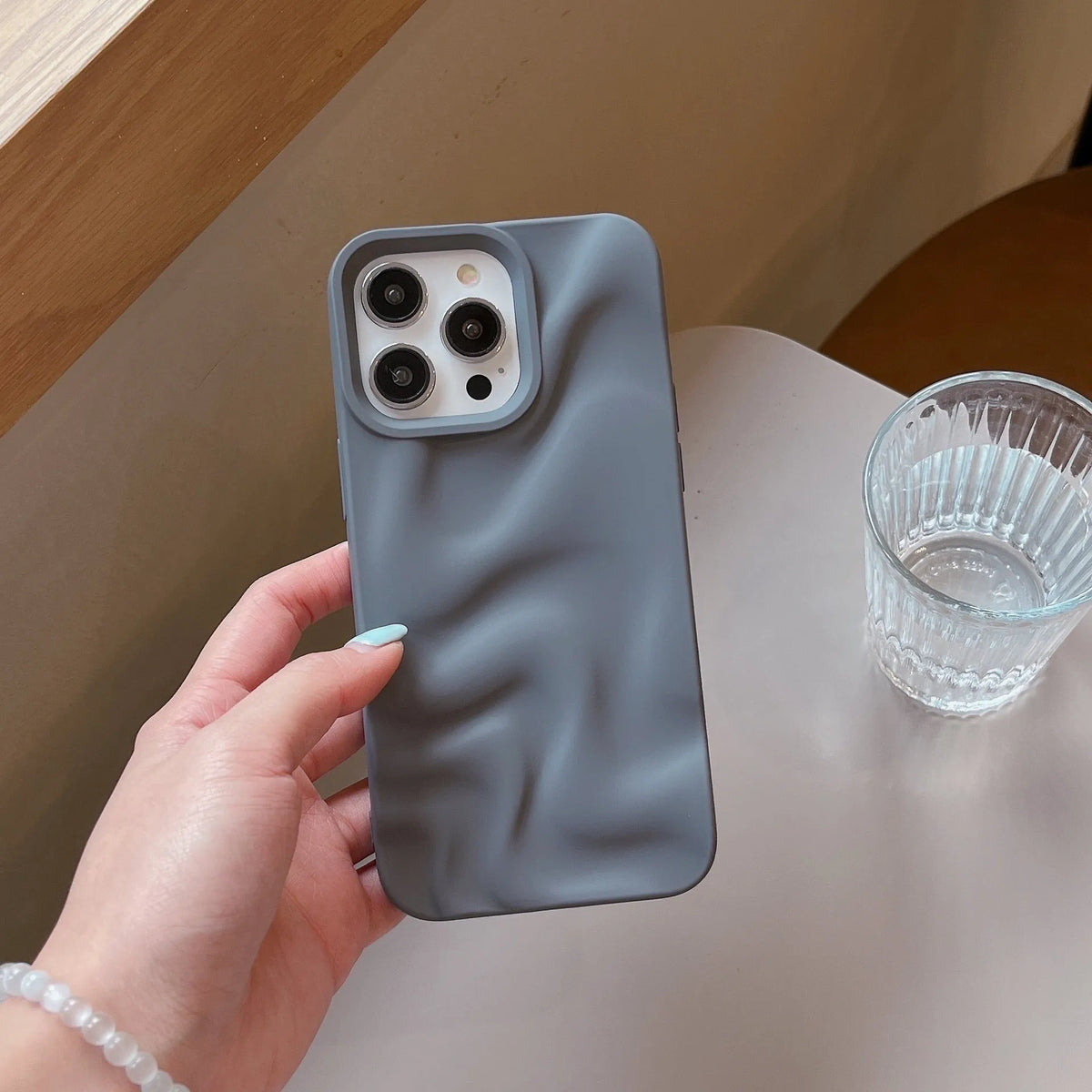 Matte TPU iPhone case with anti-fingerprint back cover in frosted colours