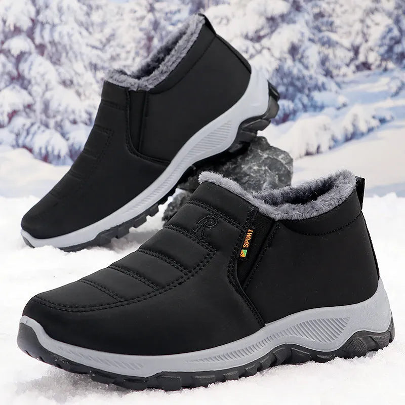 Men's cotton-padded fleece-lined black snow boots with rubber sole and round toe