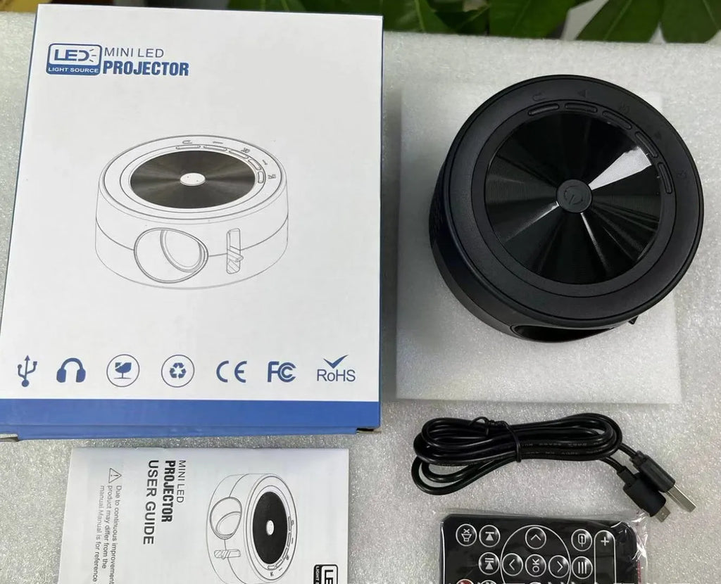 YT200 portable wired same screen LED projector in compact 110mm x 47mm size
