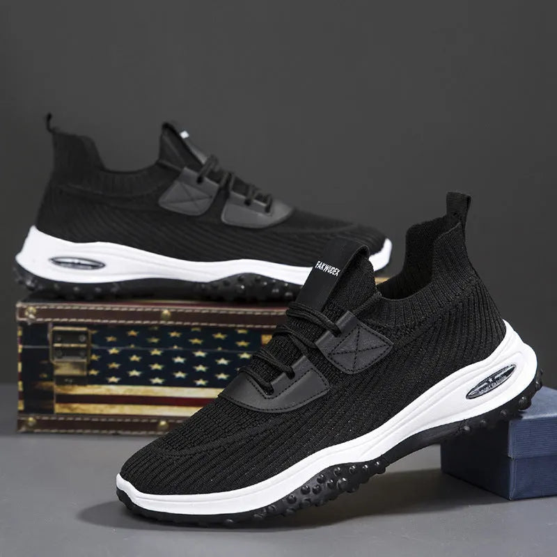 Men's black Flyknit low top sports shoes with breathable mesh and plastic sole for running
