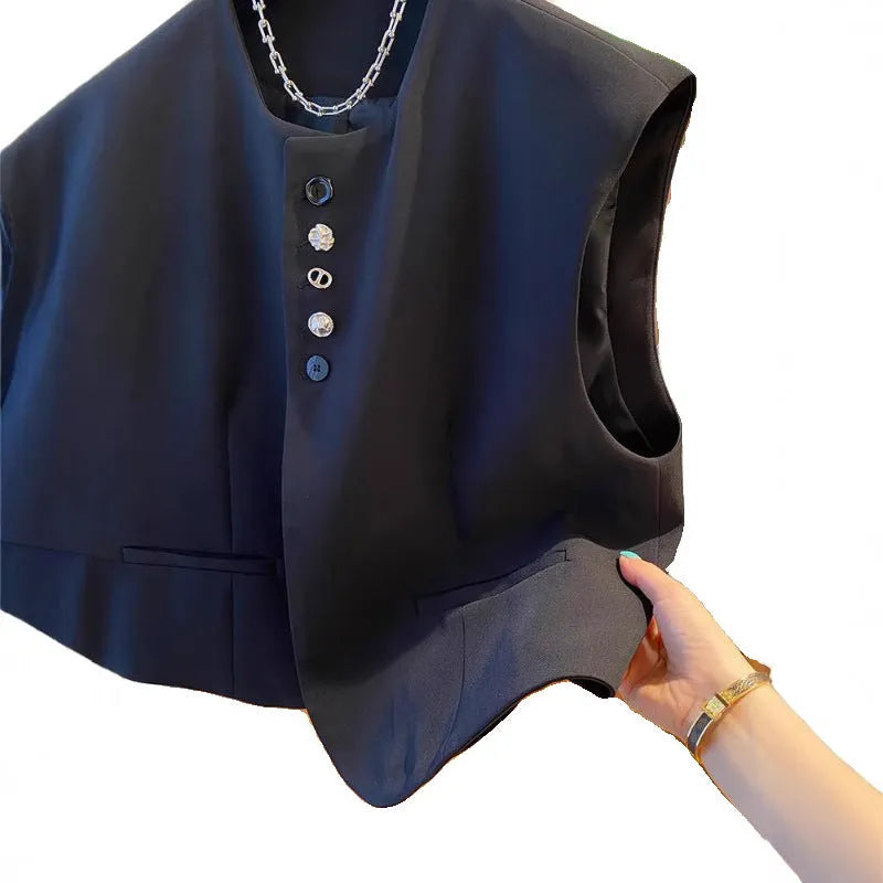 Women's loose-fitting waistcoat dress in polyester with pockets, shown in beige and black colour options