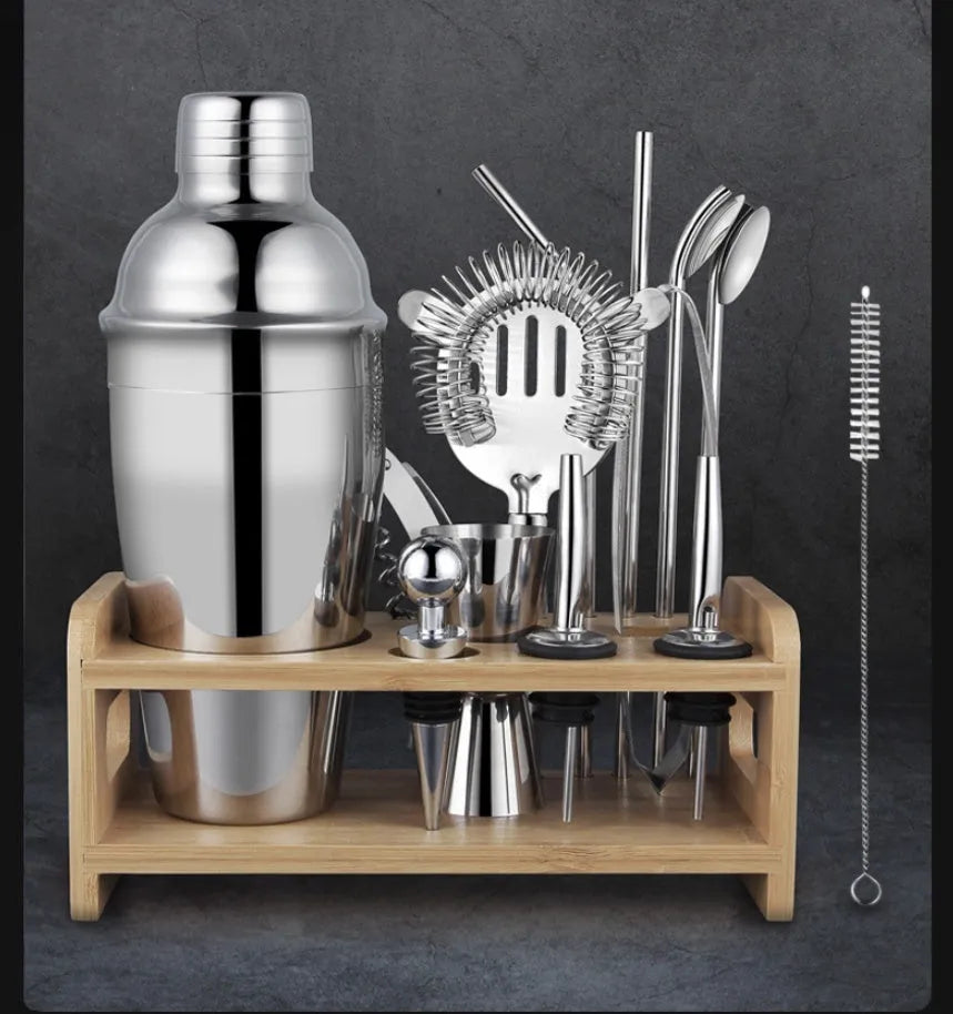 23-piece stainless steel cocktail set with European style bartender tools