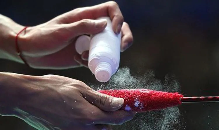 White magnesium carbonate sports anti-slip powder for badminton tennis weightlifting