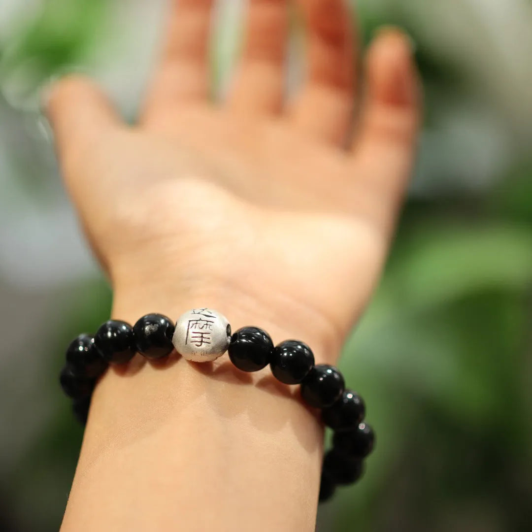 Chinese-style black agate bracelet with 10mm beads and sterling silver clasp