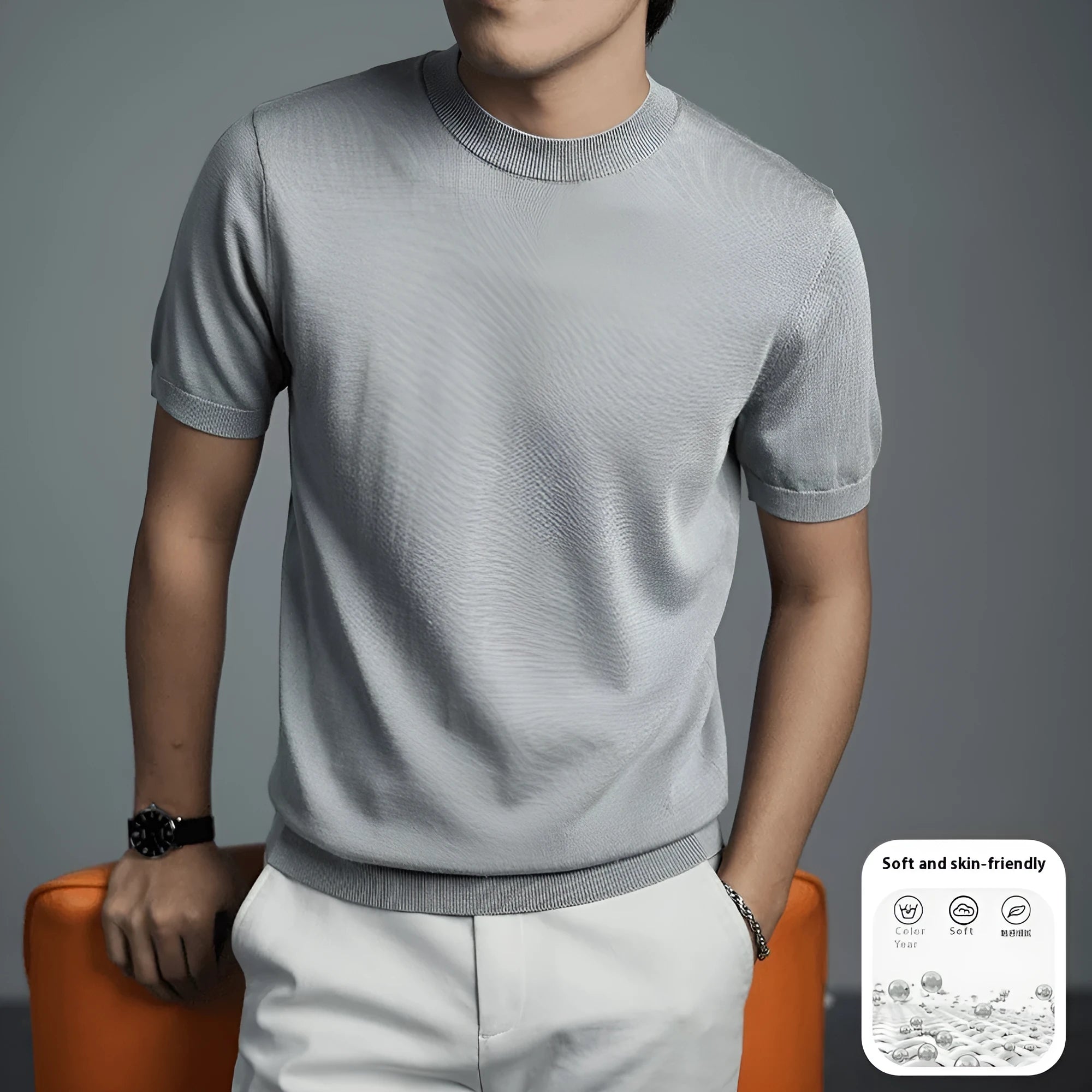 Men's knitted business T-shirt in solid colours with round neck and short sleeves