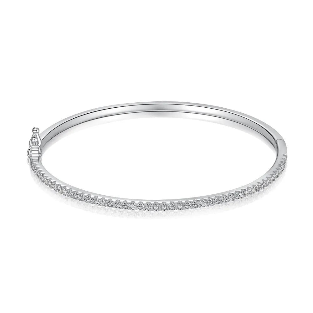 S925 sterling silver geometric gang drill bracelet in platinum colour on display