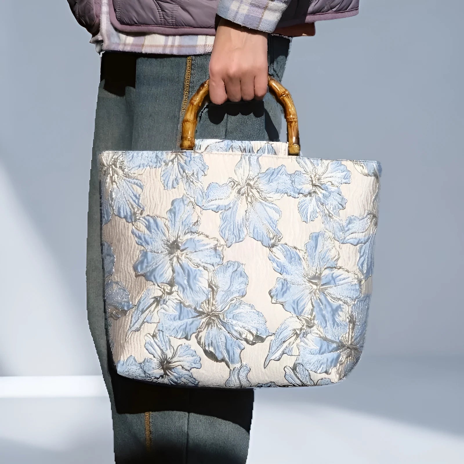 Light blue women's canvas shoulder bag with bronzing flower decorations measuring 30x30x10cm