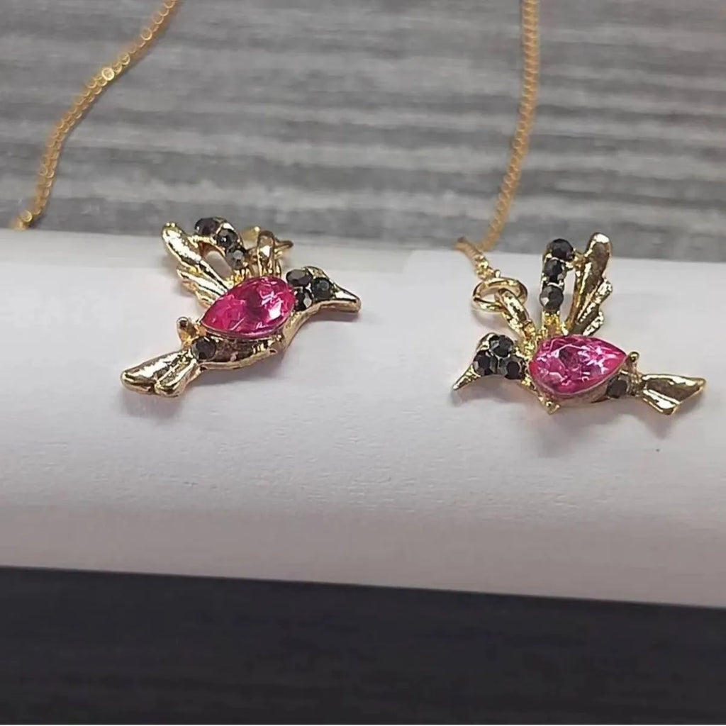 Bird hanging personalised long earrings with zirconium wings in blue, red or red lvzuan colours