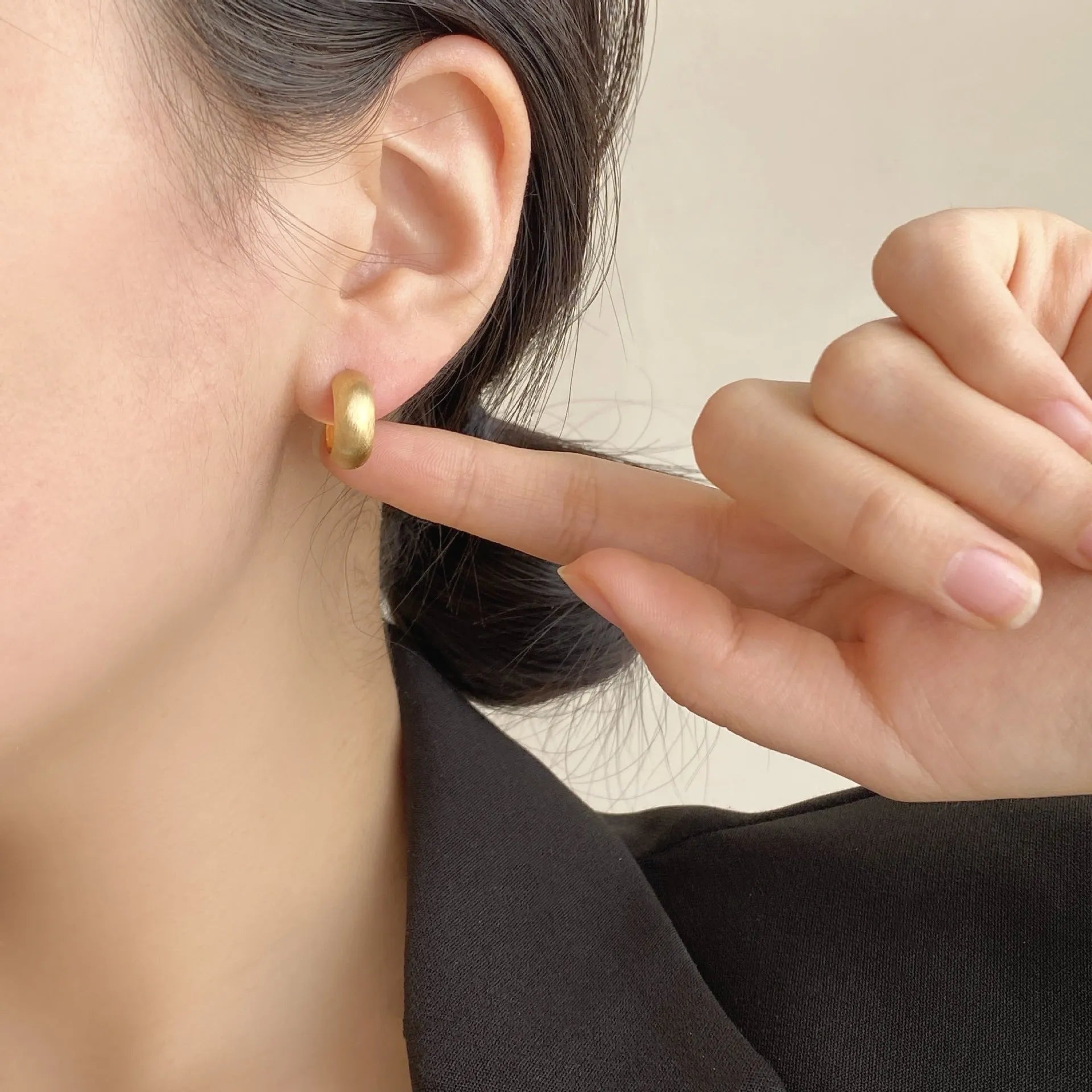 Geometric C-shaped frosted brushed copper earrings in gold as ear clips for women minimalist style