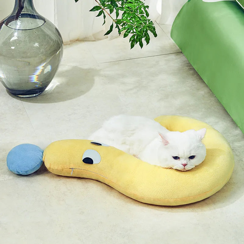 Blue or yellow rectangular pet cushion measuring 62cm by 39cm for cat or dog sleeping